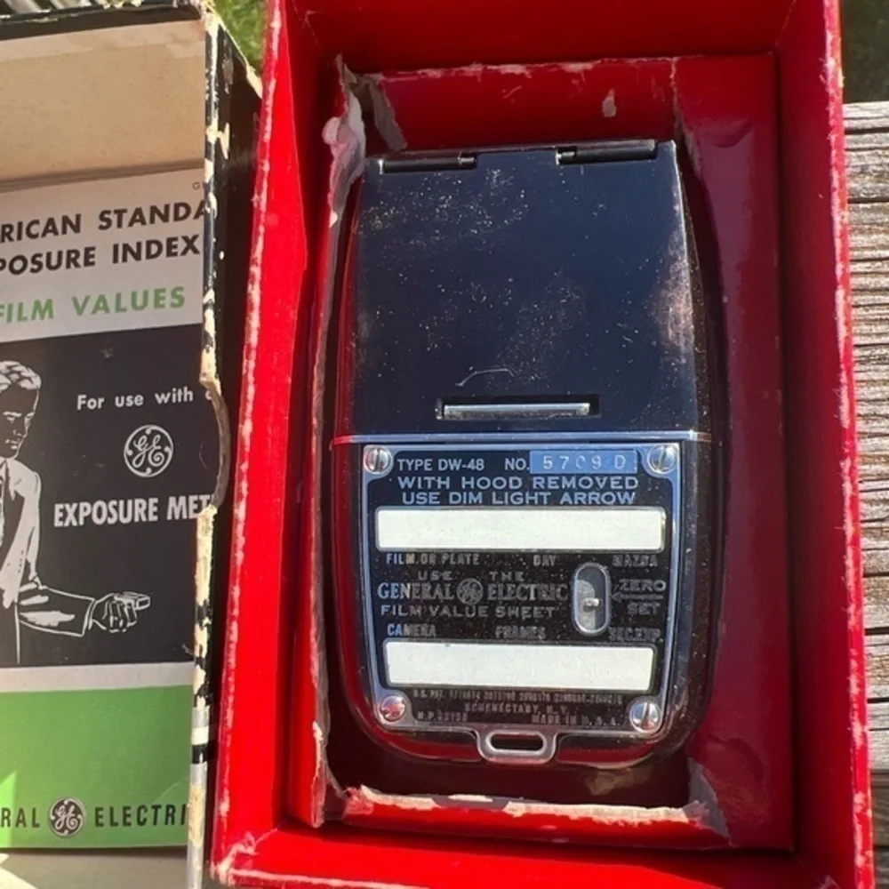 Vintage General Electric GE Exposure Light Meter 8DW58Y1 with Original Box🎥 (S)